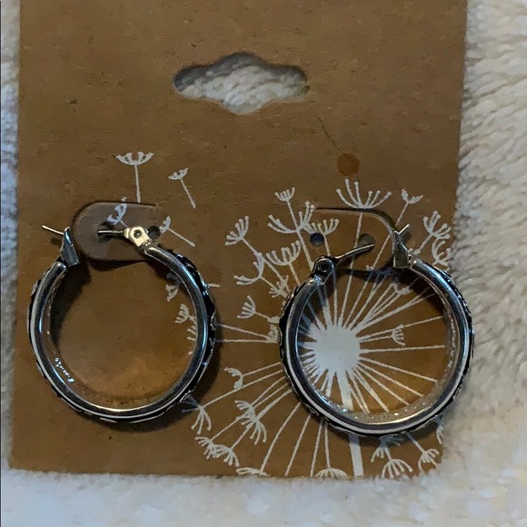 Hoop earrings - Picture 3 of 4